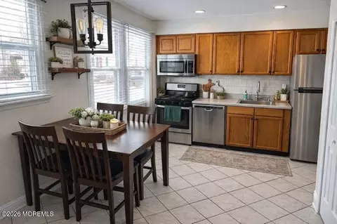 26 Belshaw Ave, Eatontown, NJ 07724