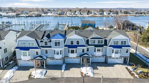 6 Cordelia Ct, Long Branch, NJ 07740