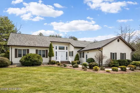4 Cuomo Ct, Millstone, NJ 08535