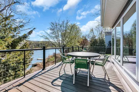 Exterior - 531 Locust Point Rd, Rumson, NJ 07760 photo 9 of 15