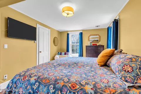 Bedroom - 531 Locust Point Rd, Rumson, NJ 07760 photo 3 of 7