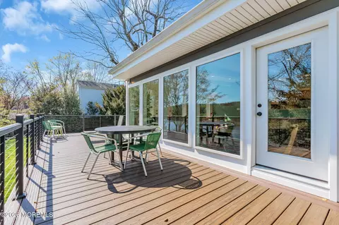Exterior - 531 Locust Point Rd, Rumson, NJ 07760 photo 6 of 15
