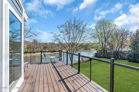 Exterior - 531 Locust Point Rd, Rumson, NJ 07760 photo 13 of 15