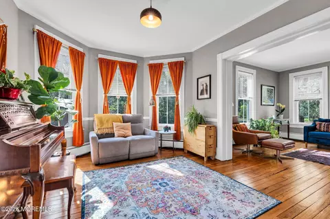 Living - 531 Locust Point Rd, Rumson, NJ 07760 photo 6 of 11