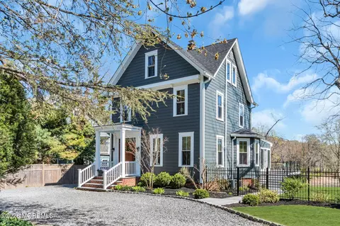 Exterior - 531 Locust Point Rd, Rumson, NJ 07760 photo 2 of 15