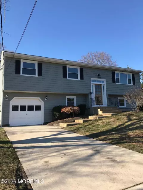 5 Oliver Dr, Neptune City, NJ 07753