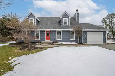 815 Michelle Ct, Lanoka Harbor, NJ 08734