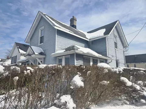 254 1st Ave, Atlantic Highlands, NJ 07716