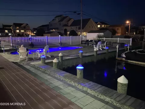 354 Naples Ct, Lavallette, NJ 08735