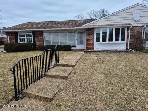 966 Argyll Cir # A, Lakewood, NJ 08701