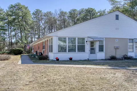 65 A Kennedy Dr, Whiting, NJ 08759