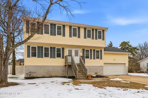 45 Sage Rd, Toms River, NJ 08753