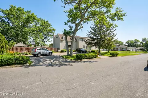 Exterior - 60 Sunset Dr, Howell, NJ 07731 photo 8 of 9