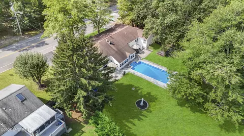 742 W Commodore Blvd, Jackson, NJ 08527