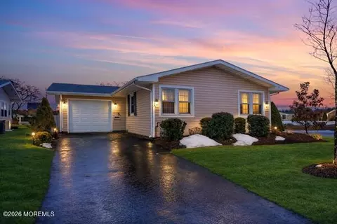 1 Masters Rd, Brick, NJ 08724