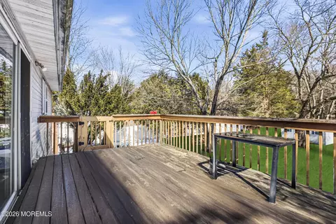 Exterior - 403 Cook Rd, Jackson, NJ 08527 photo 4 of 5