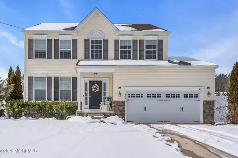 81 N Locust Ave #A, Marlton, NJ 08053