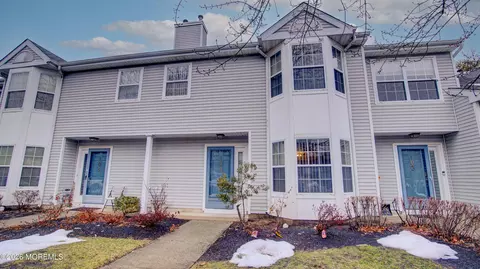 104 Wellington Ct #1-4, Manalapan, NJ 07726