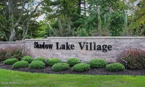 22 Claremont Ct, Red Bank, NJ 07701