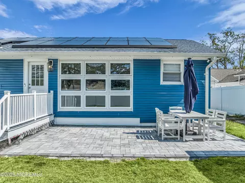 162 Bay Ter, Toms River, NJ 08753