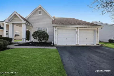 24 Jumping Brook Ln, Barnegat, NJ 08005