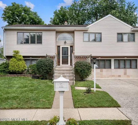 1 Alfred Ct, Neptune City, NJ 07753