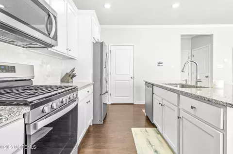 Kitchen - 24 Wright Rd, Barnegat, NJ 08005 photo 5 of 5