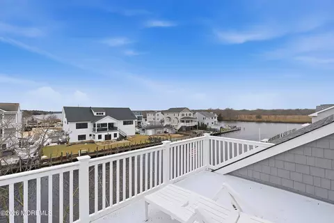 View/Area - 33 Sands Point Rd, Waretown, NJ 08758 photo 4 of 13