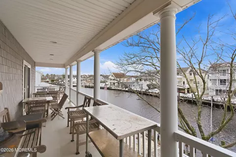 Exterior - 33 Sands Point Rd, Waretown, NJ 08758 photo 7 of 18