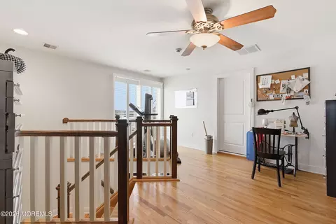 Entry Way - 33 Sands Point Rd, Waretown, NJ 08758 photo 8 of 8