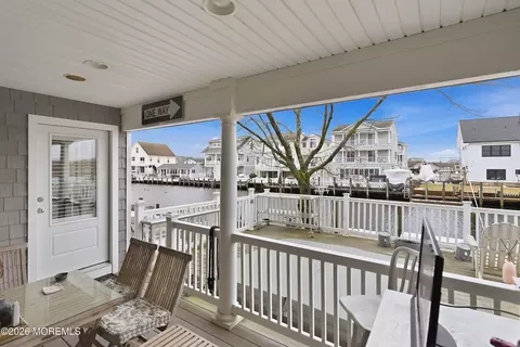 Exterior - 33 Sands Point Rd, Waretown, NJ 08758 photo 3 of 18