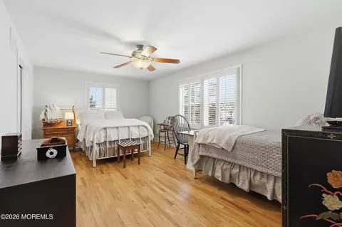 Bedroom - 33 Sands Point Rd, Waretown, NJ 08758 photo 1 of 4