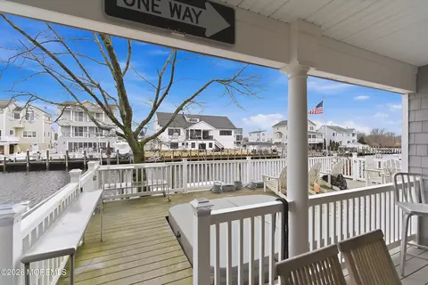 Exterior - 33 Sands Point Rd, Waretown, NJ 08758 photo 10 of 18