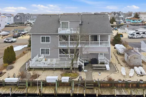 Exterior - 33 Sands Point Rd, Waretown, NJ 08758 photo 18 of 18