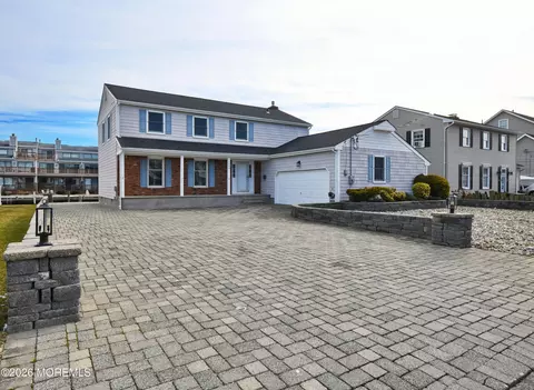 1608 Osprey Ct, Point Pleasant, NJ 08742
