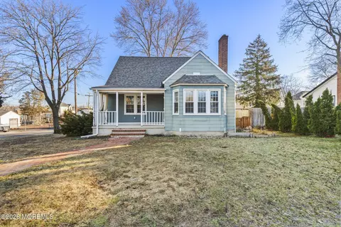 101 Forepeak Ave, Beachwood, NJ 08722