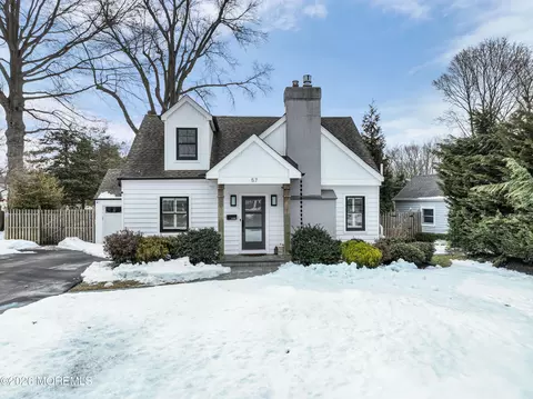 57 N Sunnycrest Dr, Little Silver, NJ 07739