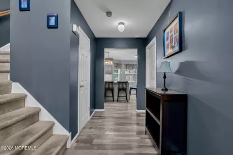 Entry Way - 6 Marybeth Ct, Jackson, NJ 08527 photo 1 of 13