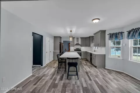 Kitchen - 6 Marybeth Ct, Jackson, NJ 08527 photo 4 of 5