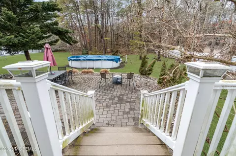 Exterior - 6 Marybeth Ct, Jackson, NJ 08527 photo 7 of 18