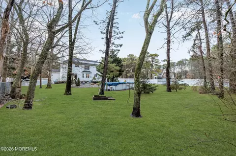 Exterior - 6 Marybeth Ct, Jackson, NJ 08527 photo 15 of 18