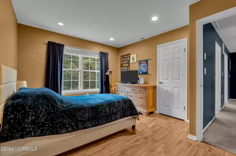Bedroom - 6 Marybeth Ct, Jackson, NJ 08527 photo 3 of 5