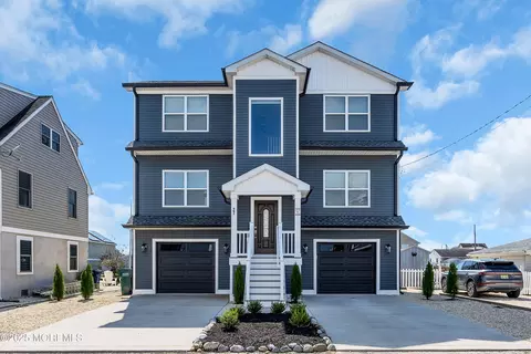 27 W Brig Dr, Little Egg Harbor, NJ 08087