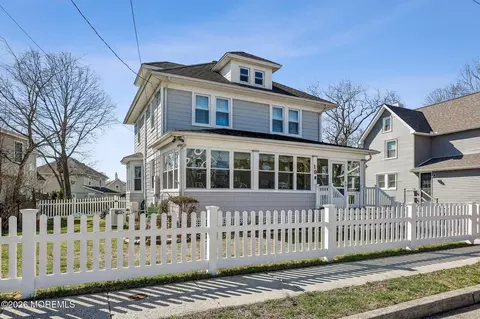 19 Union St, Toms River, NJ 08753