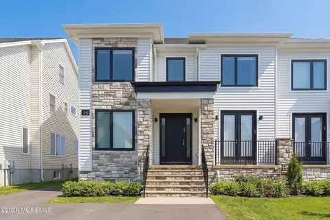15 Payne Ave, Lakewood, NJ 08701