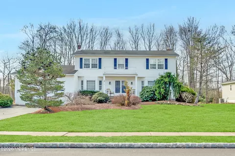 20 Princeton Dr, Manalapan, NJ 07726