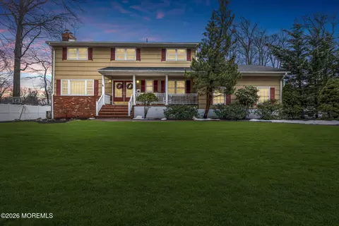 155 Meadow Rd, Clark, NJ 07066