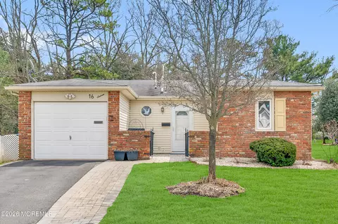 16 Dickinson Rd, Brick, NJ 08724