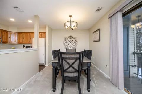 182 Edinburgh Ct, Matawan, NJ 07747 photo 8