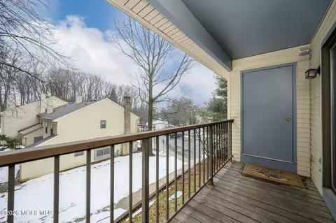 182 Edinburgh Ct, Matawan, NJ 07747 photo 22